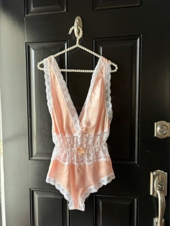 Other - VTG Nicole Peach Pink Satin Lace Teddy Bodysuit Robe Set Size S/M